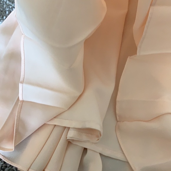 peachy cream pleated knee length skirt with tie - Picture 5 of 5